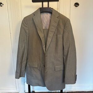 Brooks Brothers Red Fleece Light Gray Wool Suit